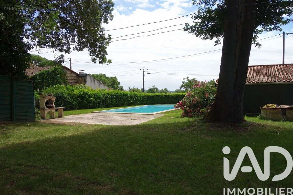 Maison 183 m² à Saint-Jean-De-Thurac  - photo 7