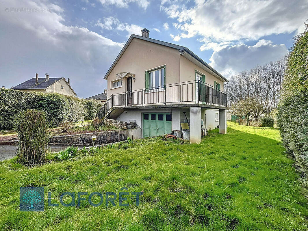 Maison à LAMBLORE