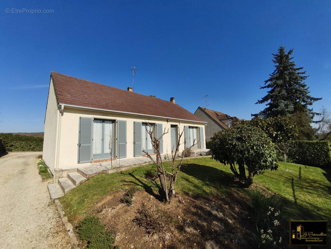 Maison à SAINTE-MESME