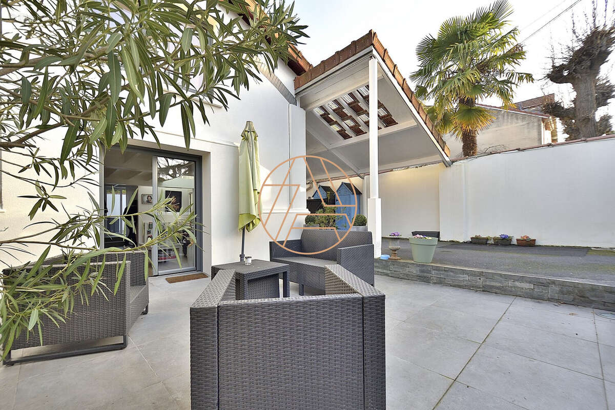 Maison à SAINT-MAUR-DES-FOSSES