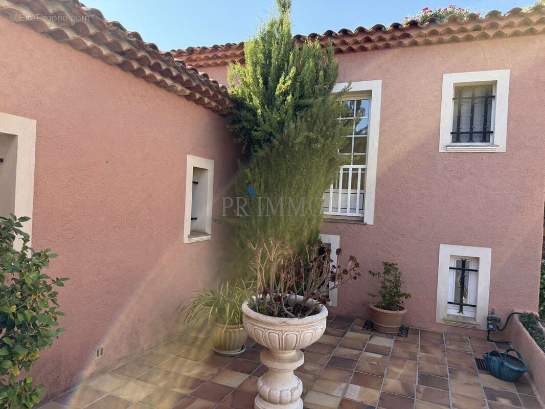 Agay villa 3 chambres garage vue mer - photo 28