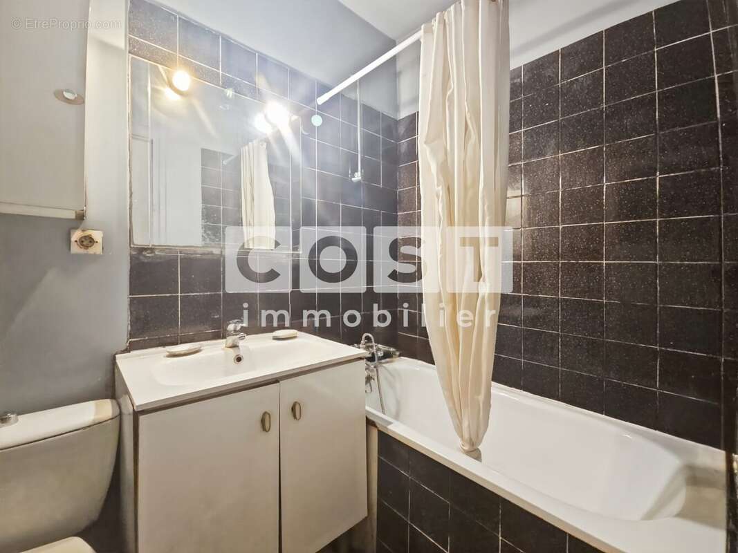 Appartement à COLOMBES