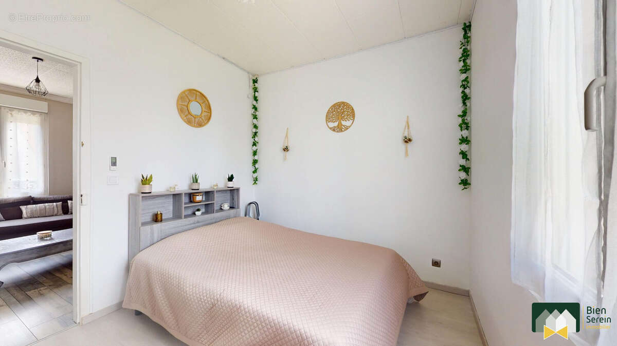 Maison à FRESNAY-LE-GILMERT