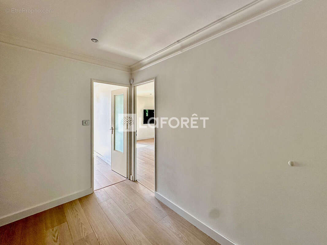 Appartement La Mure 3 pièce(s) 70.5 m2 - photo 3