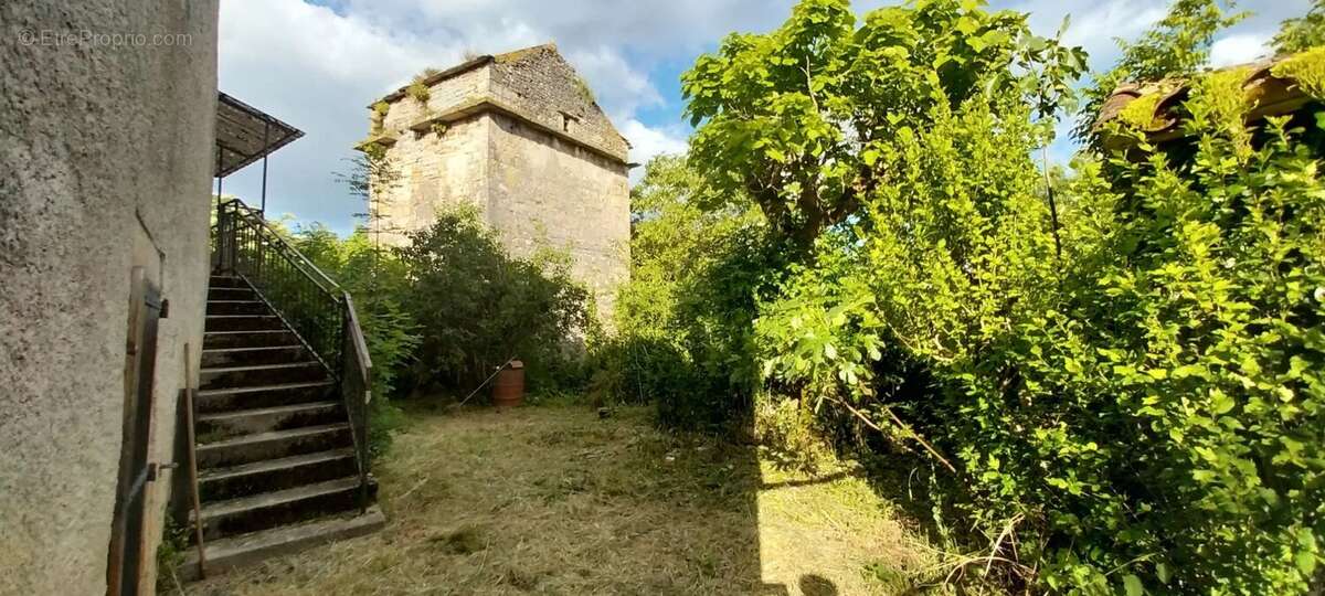 Maison à SAINT-ANTONIN-NOBLE-VAL