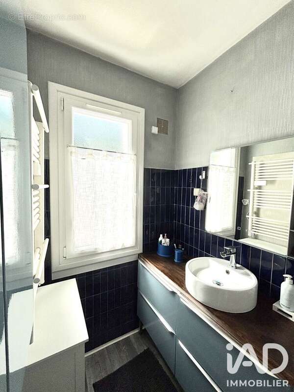 Maison 93 m² à Bassillac  - photo 9