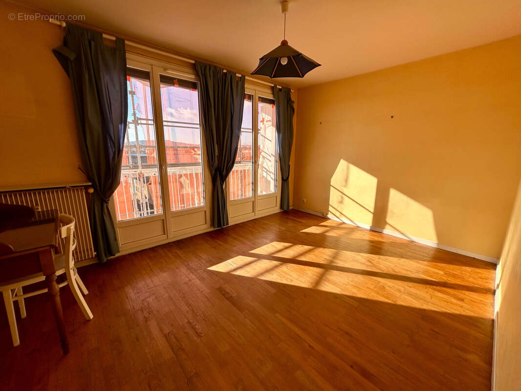 Appartement à VILLEFRANCHE-SUR-SAONE