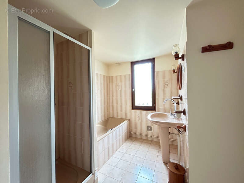 Maison à CHANTECORPS