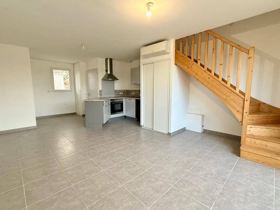 Maison à SAINT-XANDRE