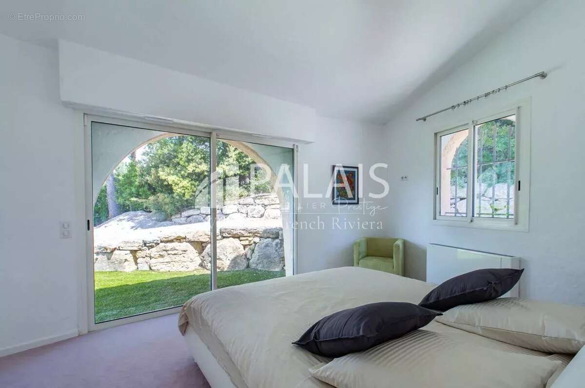 Maison à MOUANS-SARTOUX