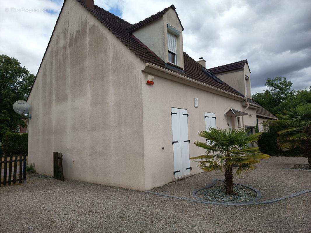 Maison Lamorlaye 5 pièce(s) 101 m2 - photo 7