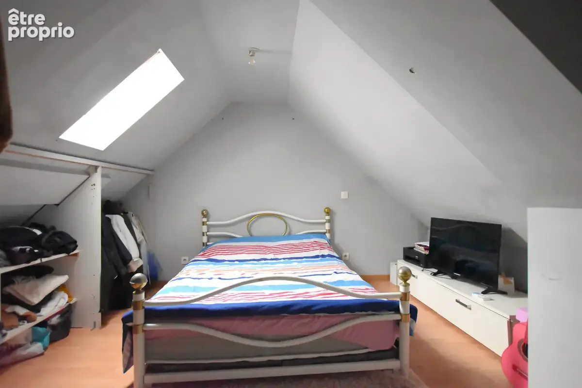 Les essarts-le-roi - bâtiment indépendant à potentiel professionnel   zone ue   rn10 les essarts-le-roi - photo 15