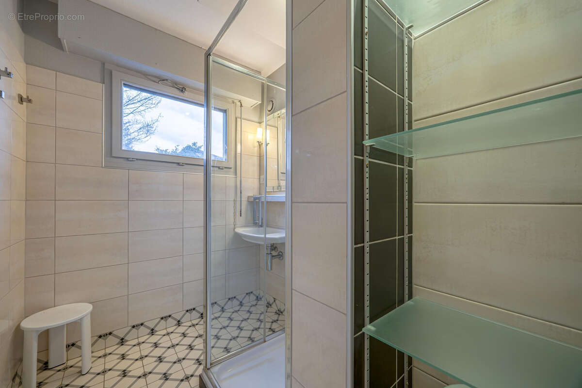 Appartement à AIX-LES-BAINS