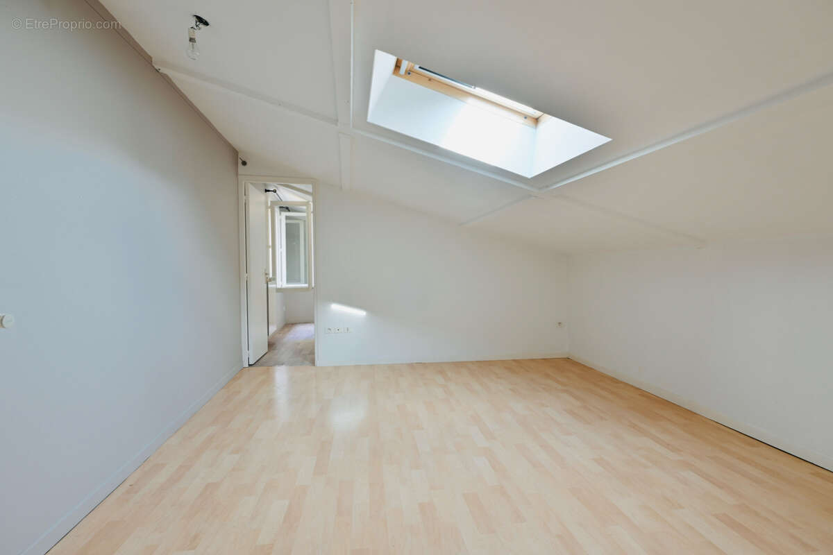Chamalières   Maison familiale T6 avec garage et jardin - photo 8