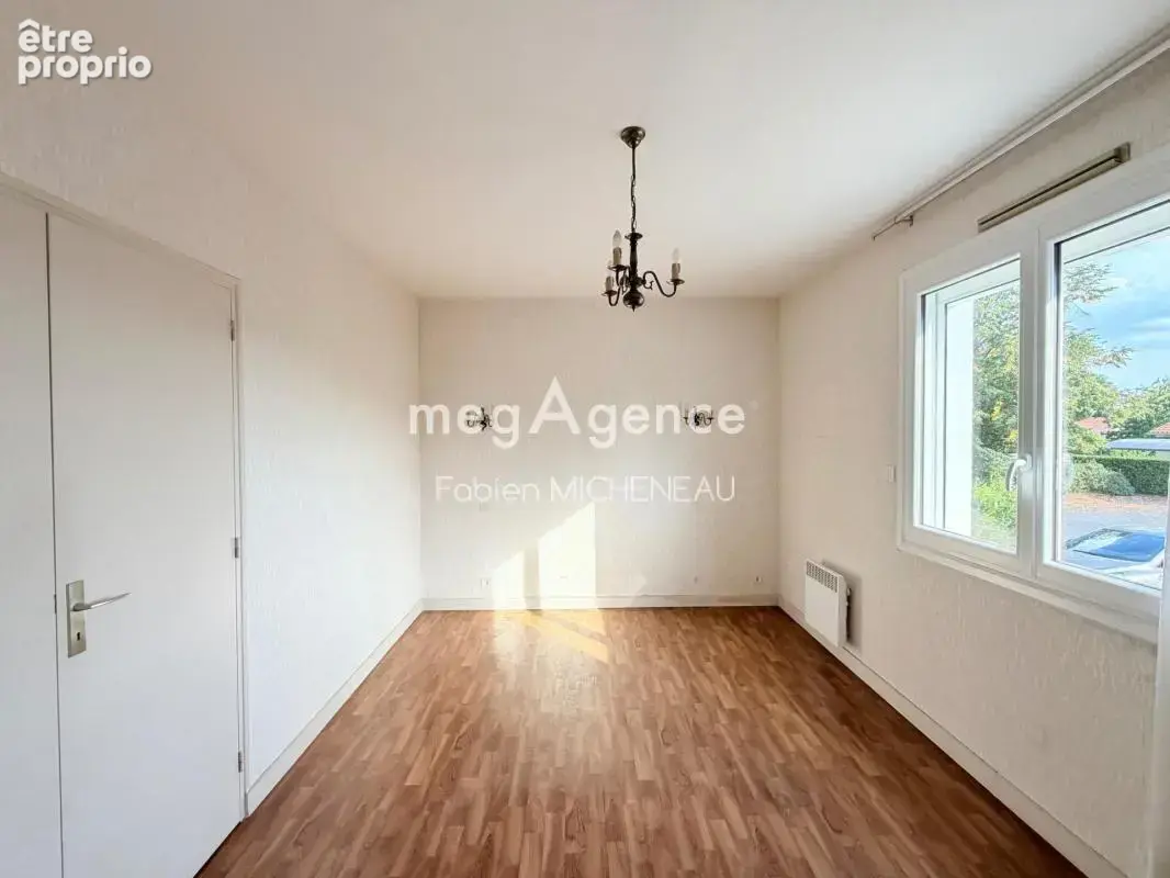 Maison Cholet La Cormetière - 118 m² - 5 Chambres - photo 10