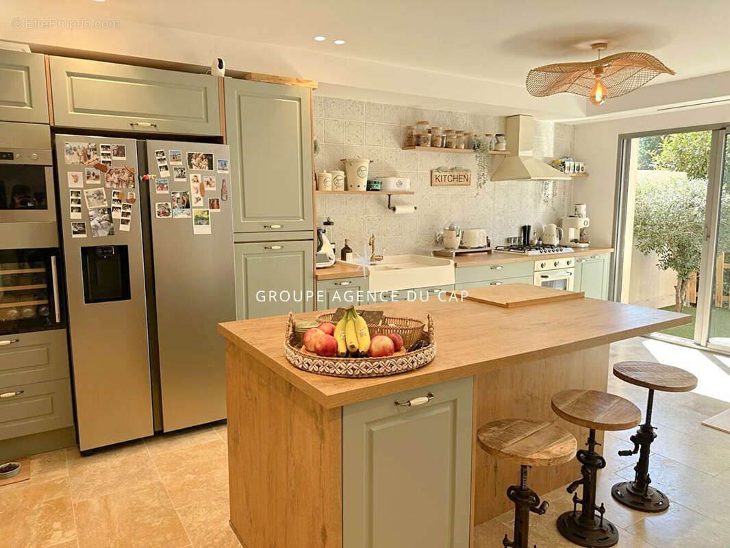 Maison à LES ISSAMBRES