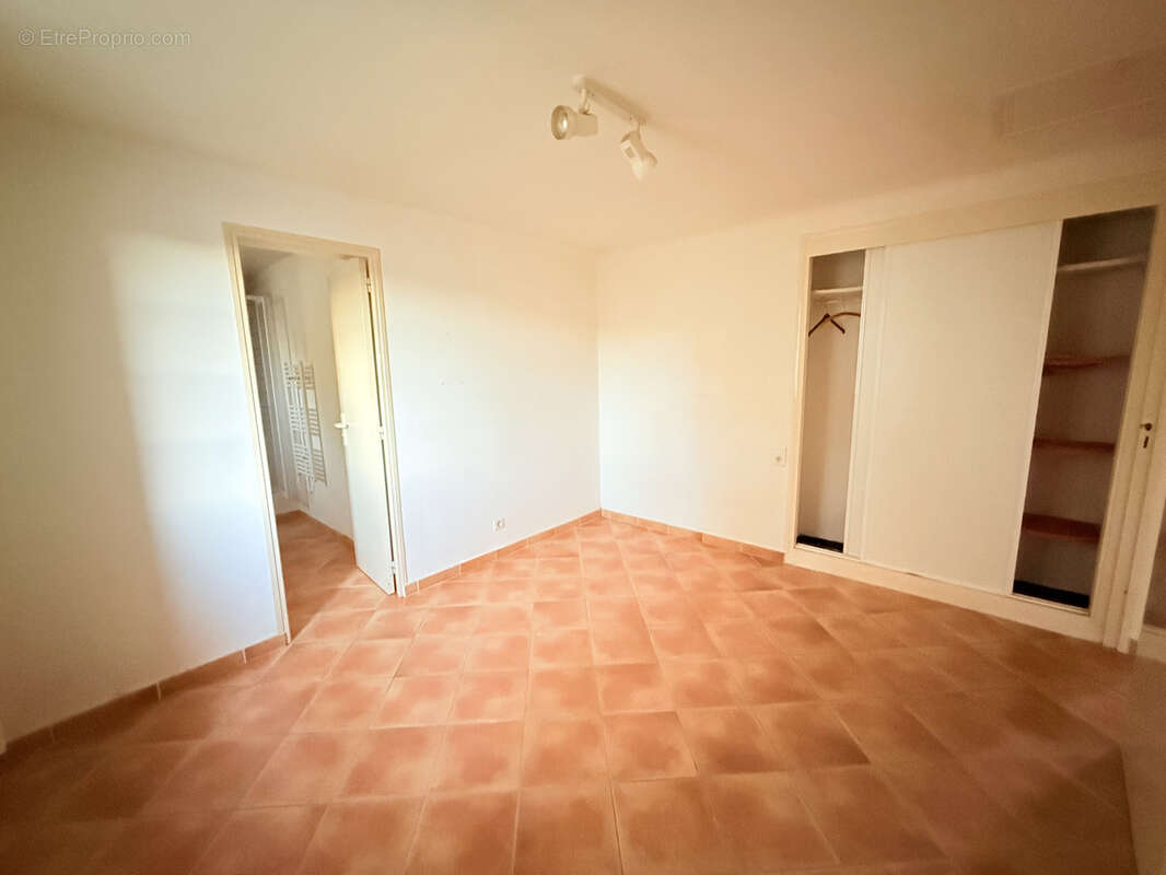 Maison à LE CASTELLET