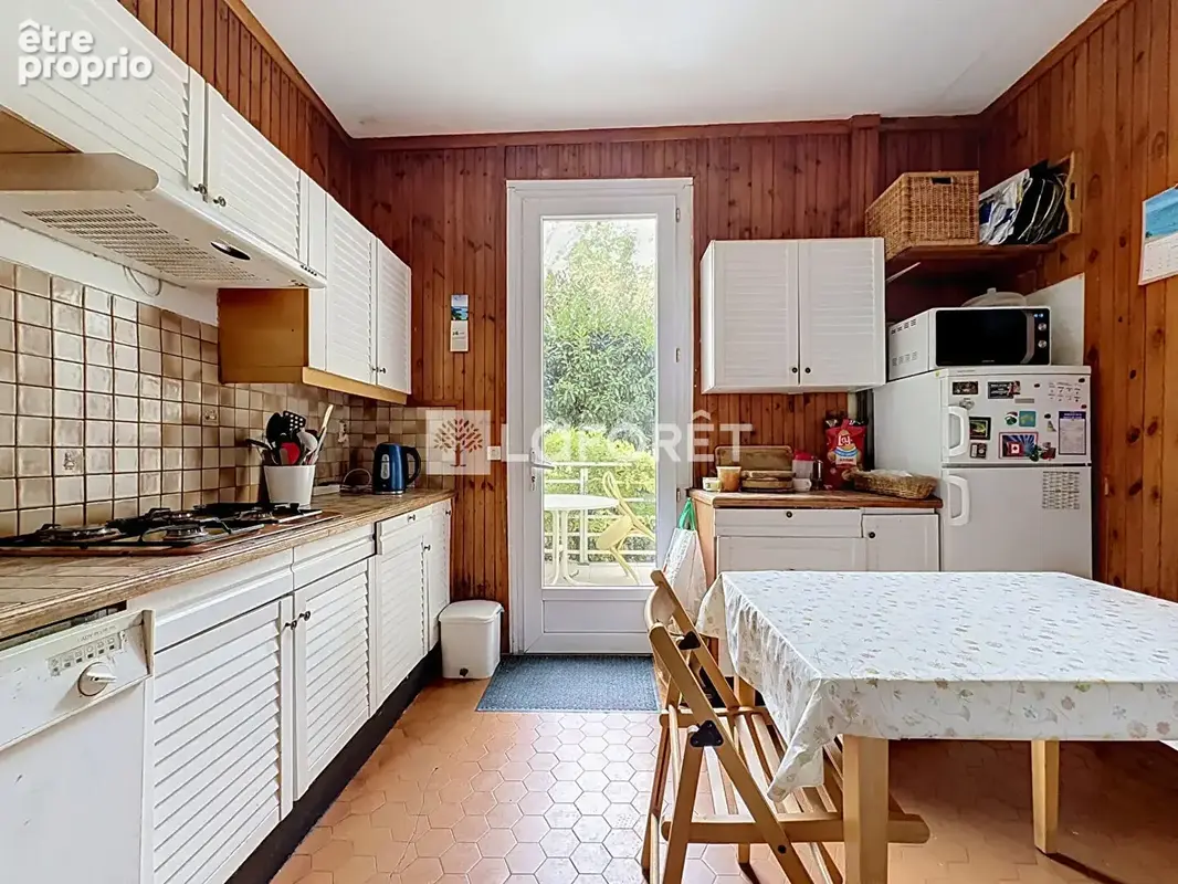 Suresnes / mont-valérien  maison familiale / 257 m² / terrain 650 m² - photo 7