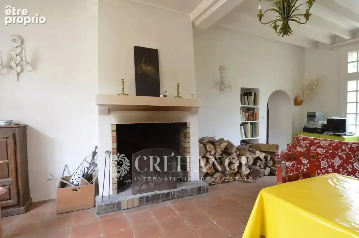 Domaine forestier de 29 ha avec bâtisse et dépendancesde 308 m². - photo 7