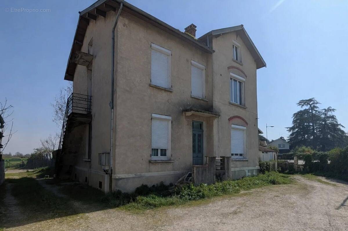 Maison à EPINOUZE