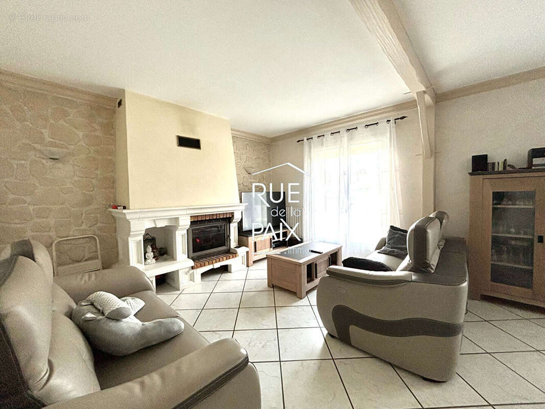 Maison à CHATILLON-SUR-THOUET