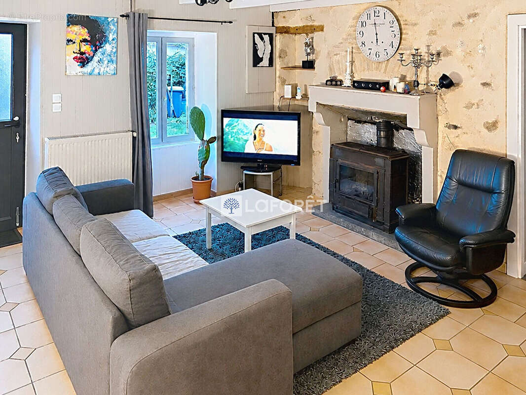 Maison 5 pièces Beaulieu Sous Parthenay - photo 2