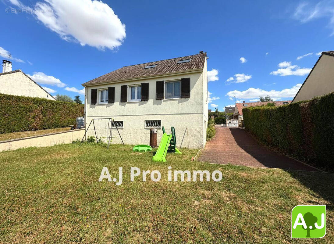Maison à BREVAL