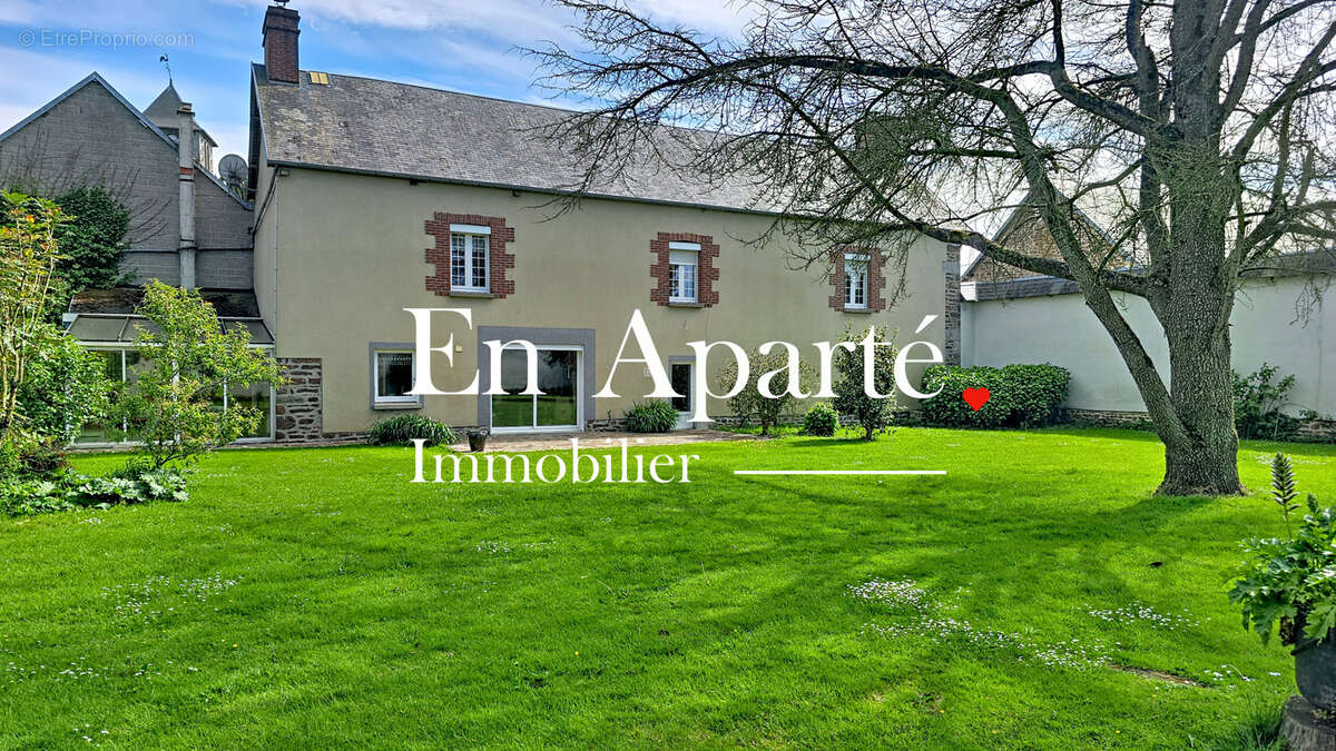 Maison à CERENCES