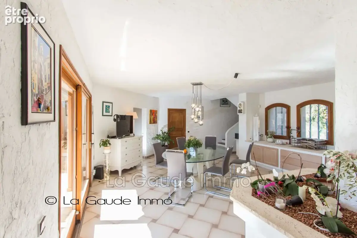 Maison 6 pièces 155 m² à vendre à La Gaude (06610) - photo 7