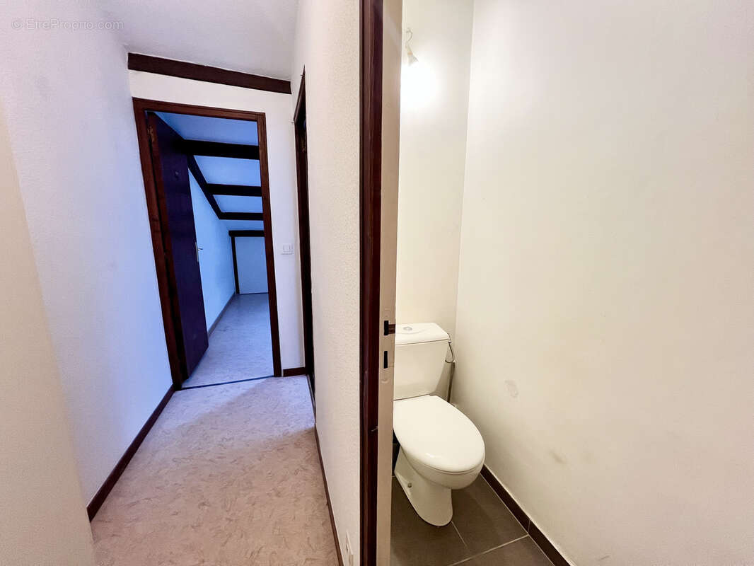 Appartement à FORCALQUIER