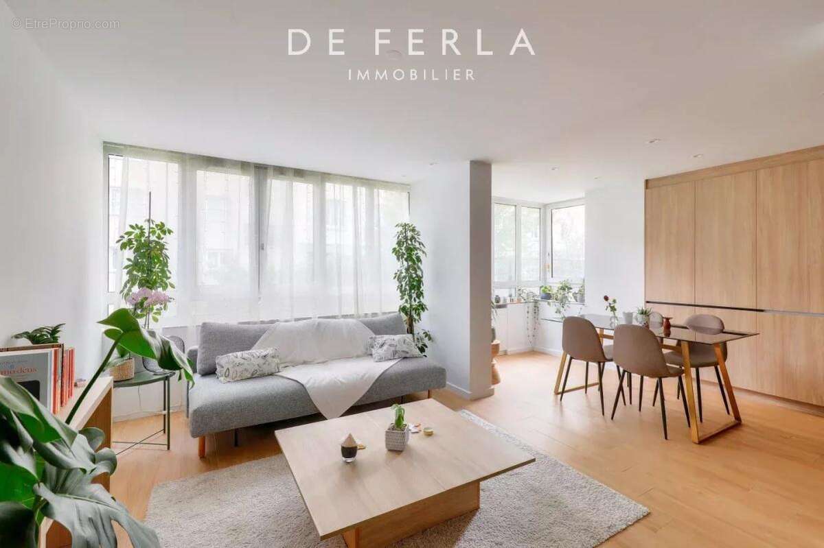 Appartement à PARIS-15E