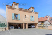 Appartement à BEYNES