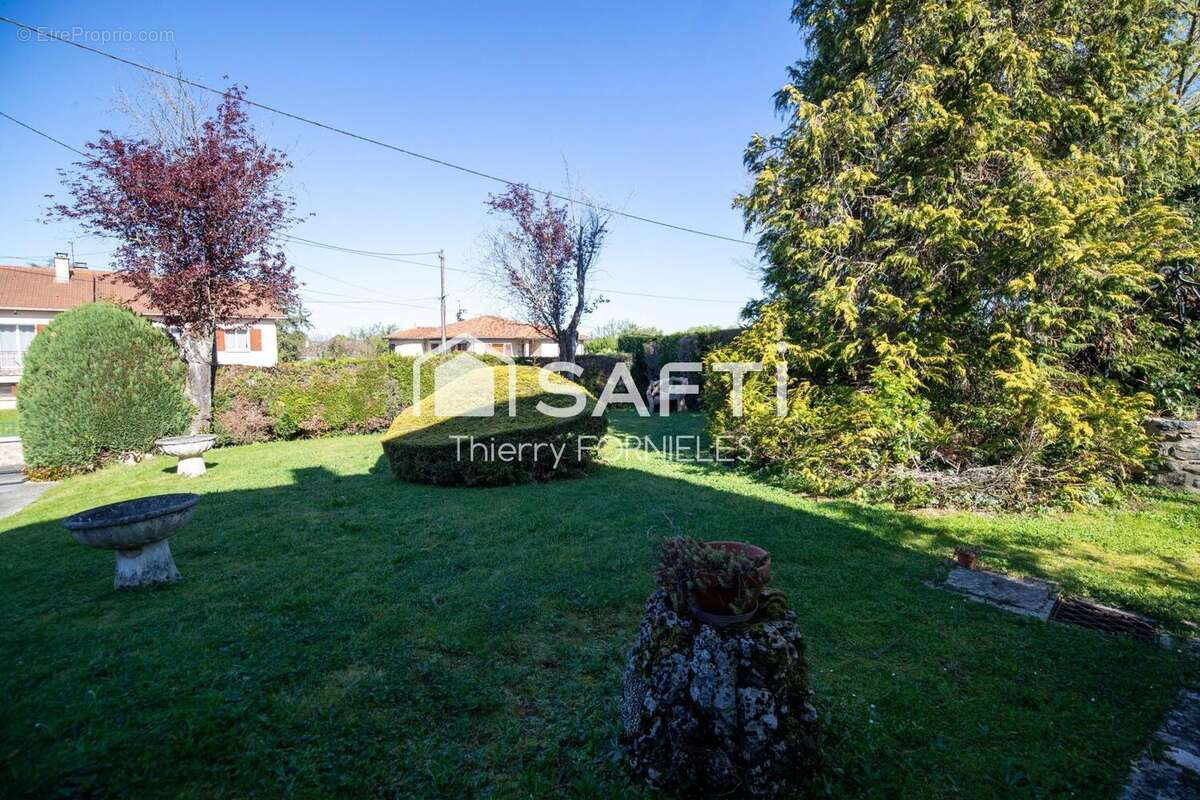 Photo 2 - Maison à SAINT-JUNIEN