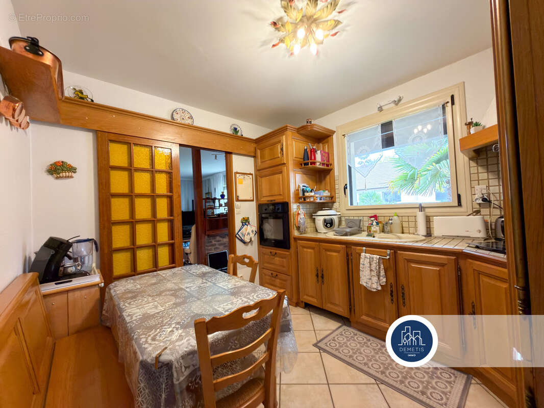 Maison à PRUILLE-LE-CHETIF