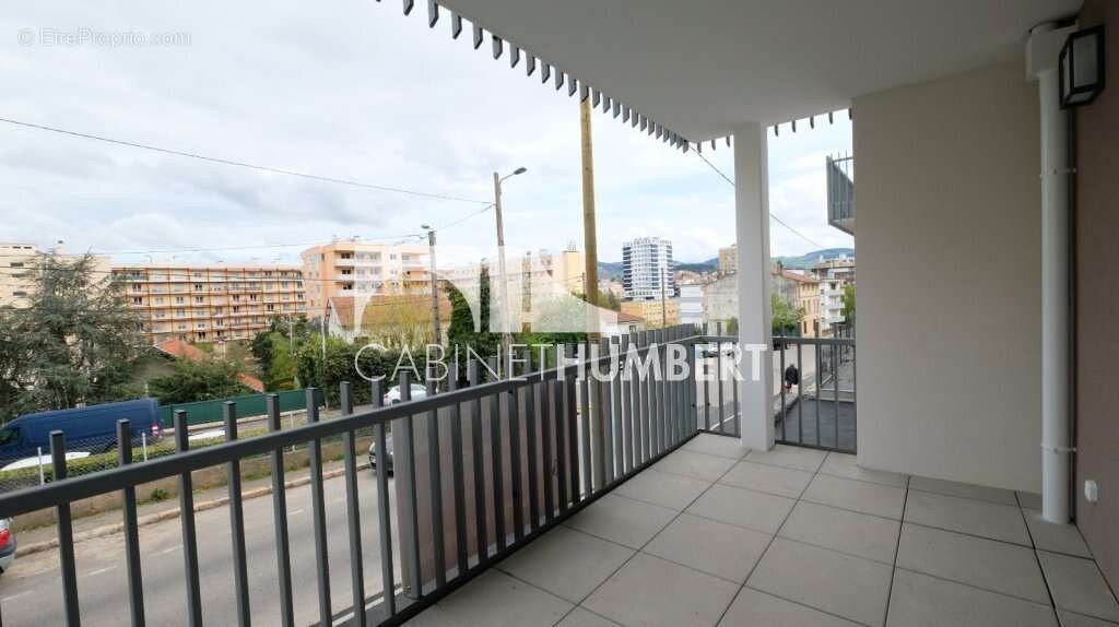 Appartement à SAINT-ETIENNE