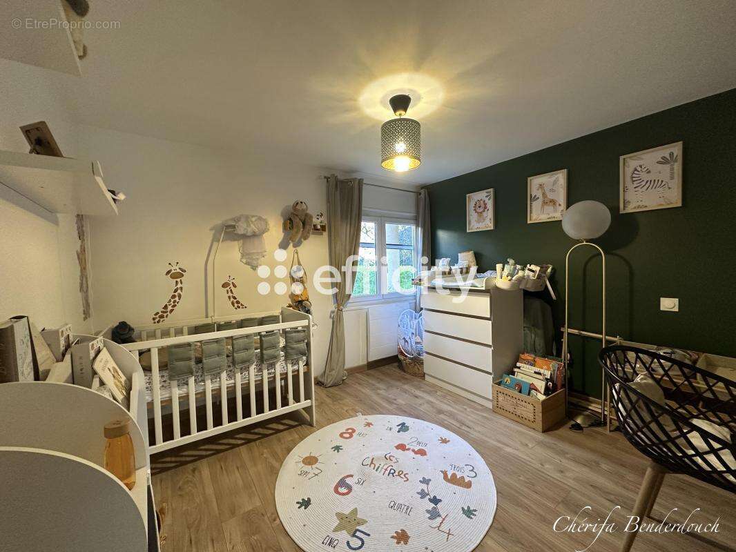 Appartement à TRESSES