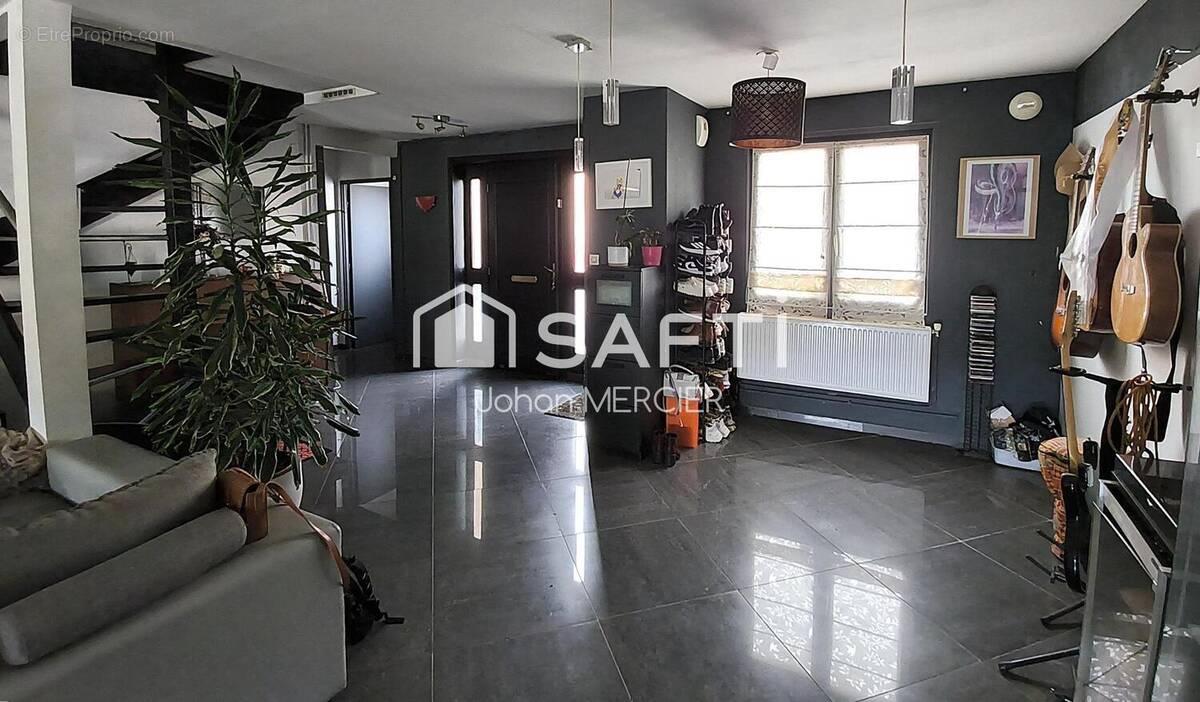 Photo 1 - Maison à PETITE-FORET