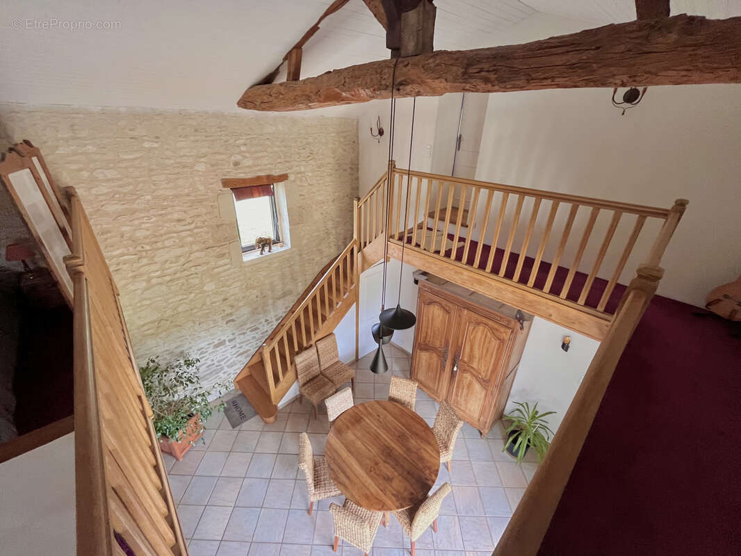 Maison à SAINT-MARTIN-DE-SANZAY