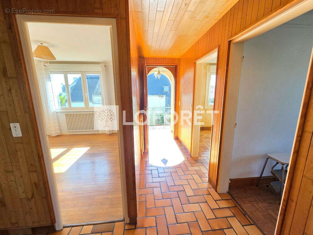 Maison à PLONEOUR-LANVERN