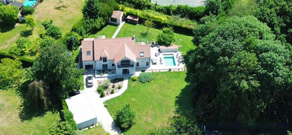 Maison à MONTFORT-L'AMAURY