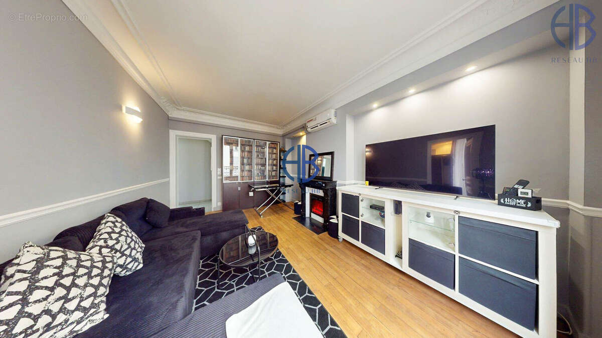 Appartement à PARIS-19E