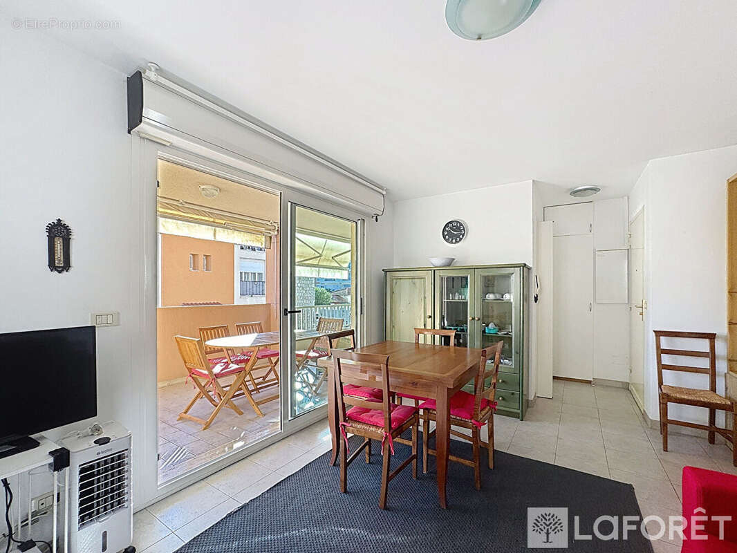 Appartement à ROQUEBRUNE-CAP-MARTIN