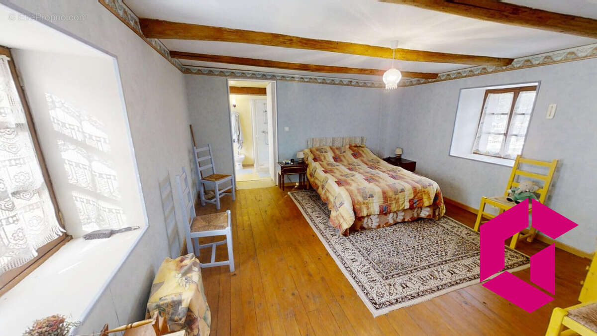 Maison à SAINT-GEORGES-D'AURAC