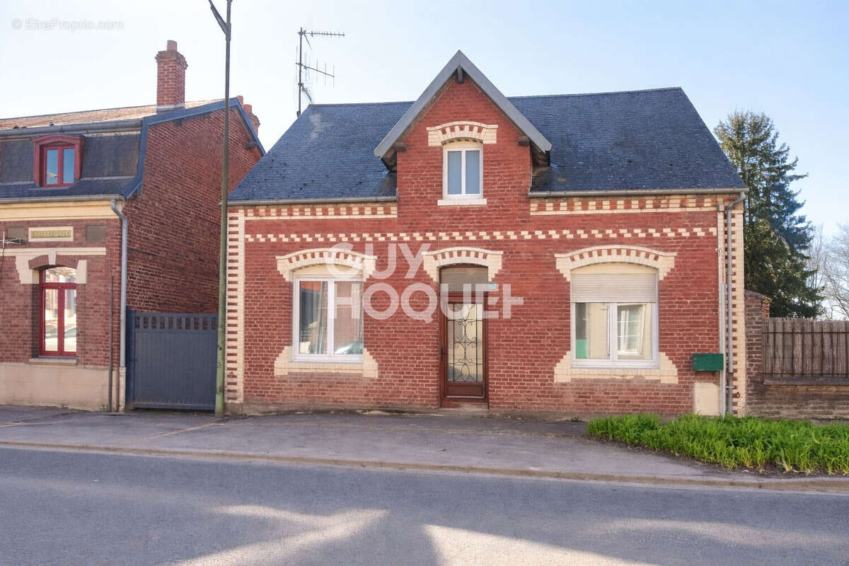 Maison à ROISEL