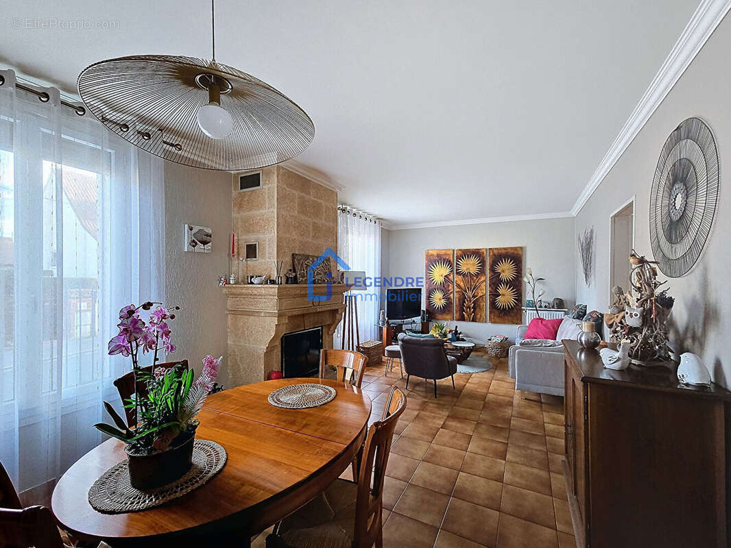 Maison à PIERRELAYE