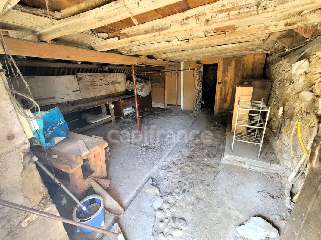 Corps de Ferme à fort potentiel - Idéal Artisan, Investisseur ou Grande Famille - photo 25