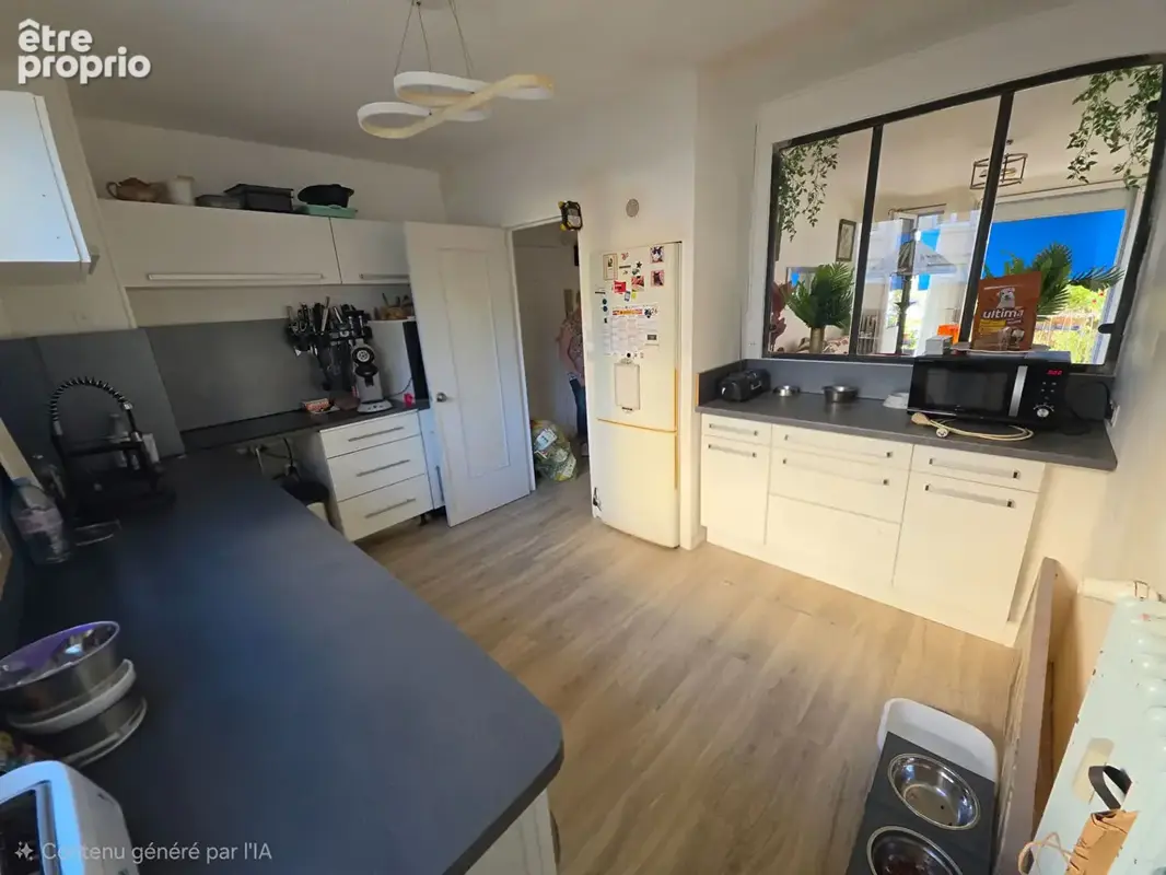 A VENDRE, NEVERS, appt T4 vu Parc au 1er ét avec cave et garage - photo 2