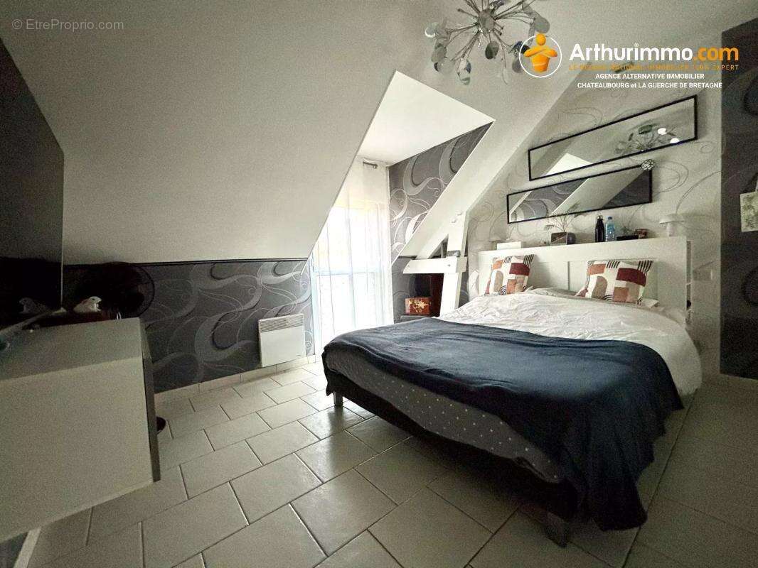 Maison à CHATILLON-EN-VENDELAIS