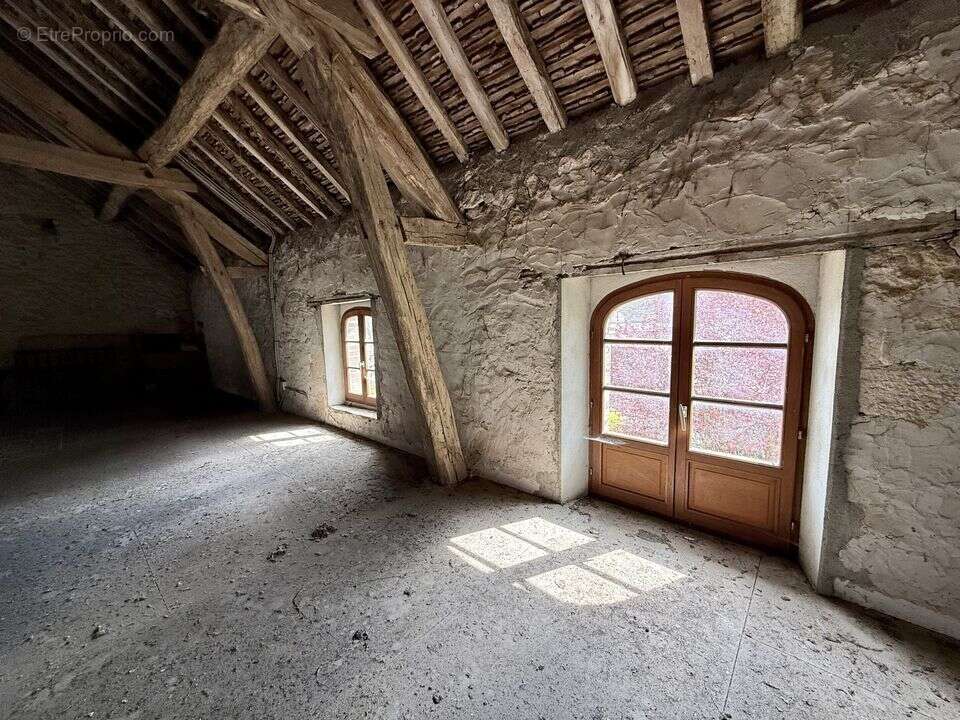 Maison à DONNEMARIE-DONTILLY