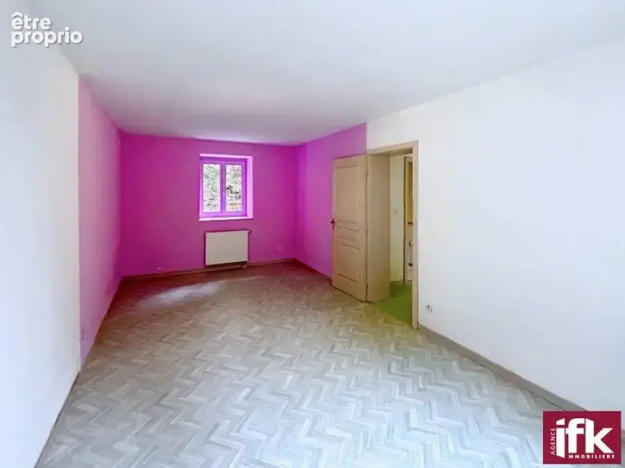 WETTOLSHEIM - Appartement de 96m² à rénover – Terrasse – Garage - Parking - photo 7